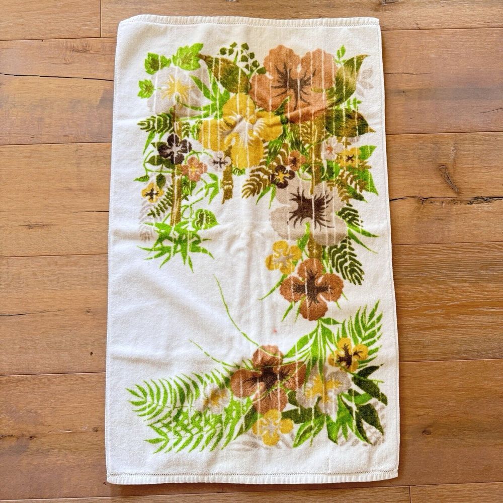 Vintage 70s MARTEX Retro Terrycloth Velour Hand Towel Green Gold Hibiscus Floral